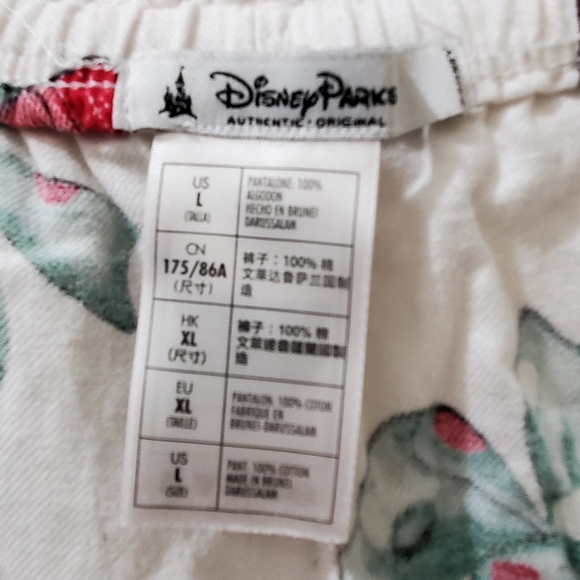 Disney Pajama Set - Picture 11 of 12